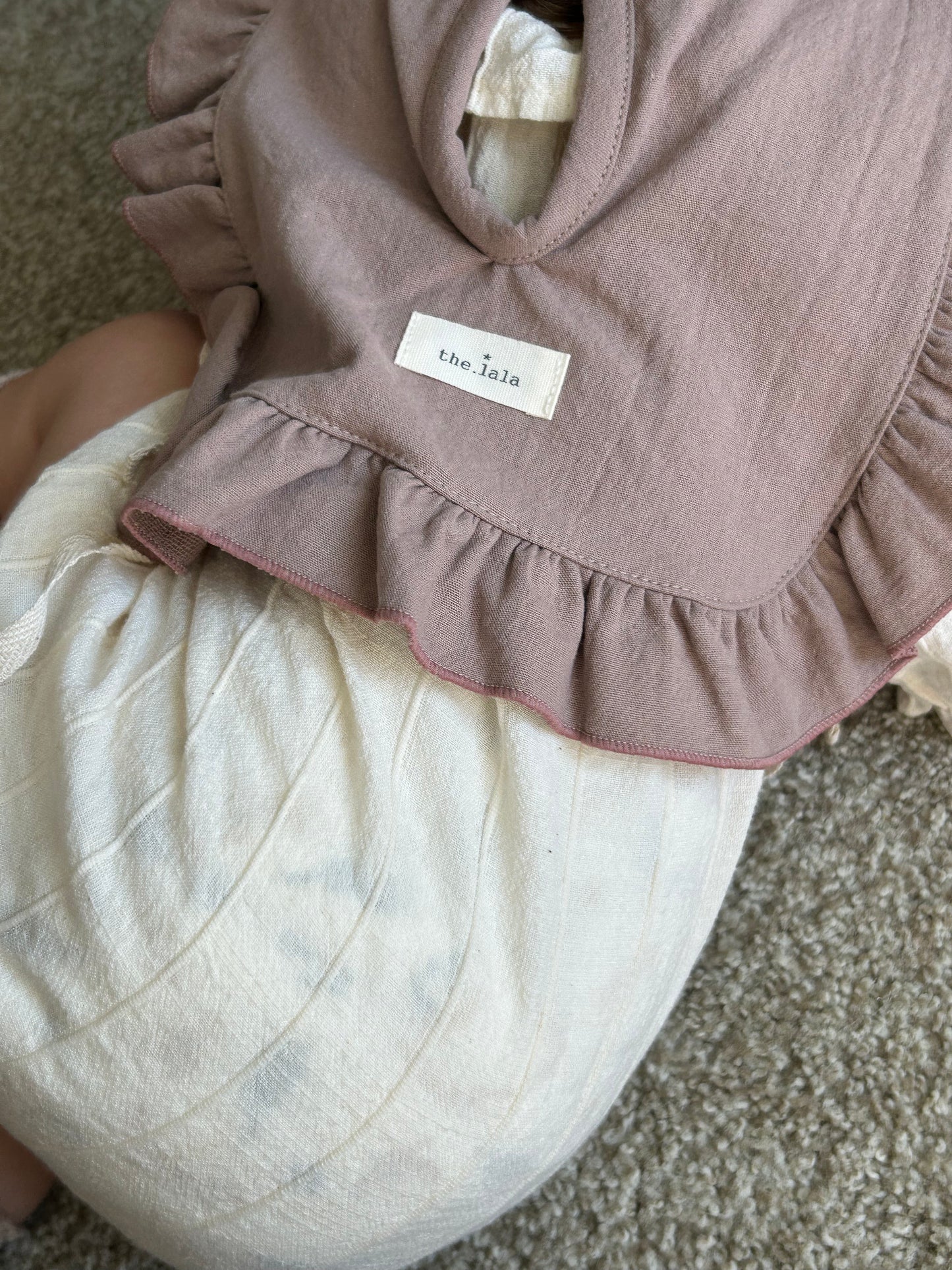 Lala Bib